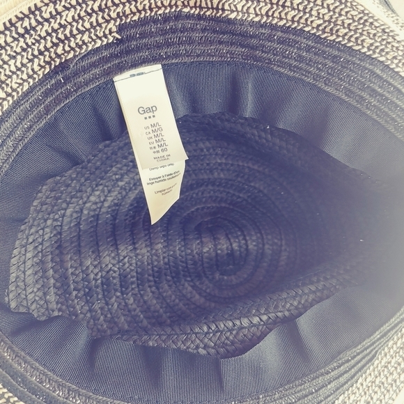 GAP Floppy STRAW SUN HAT BLACK WHITE - Picture 6 of 6
